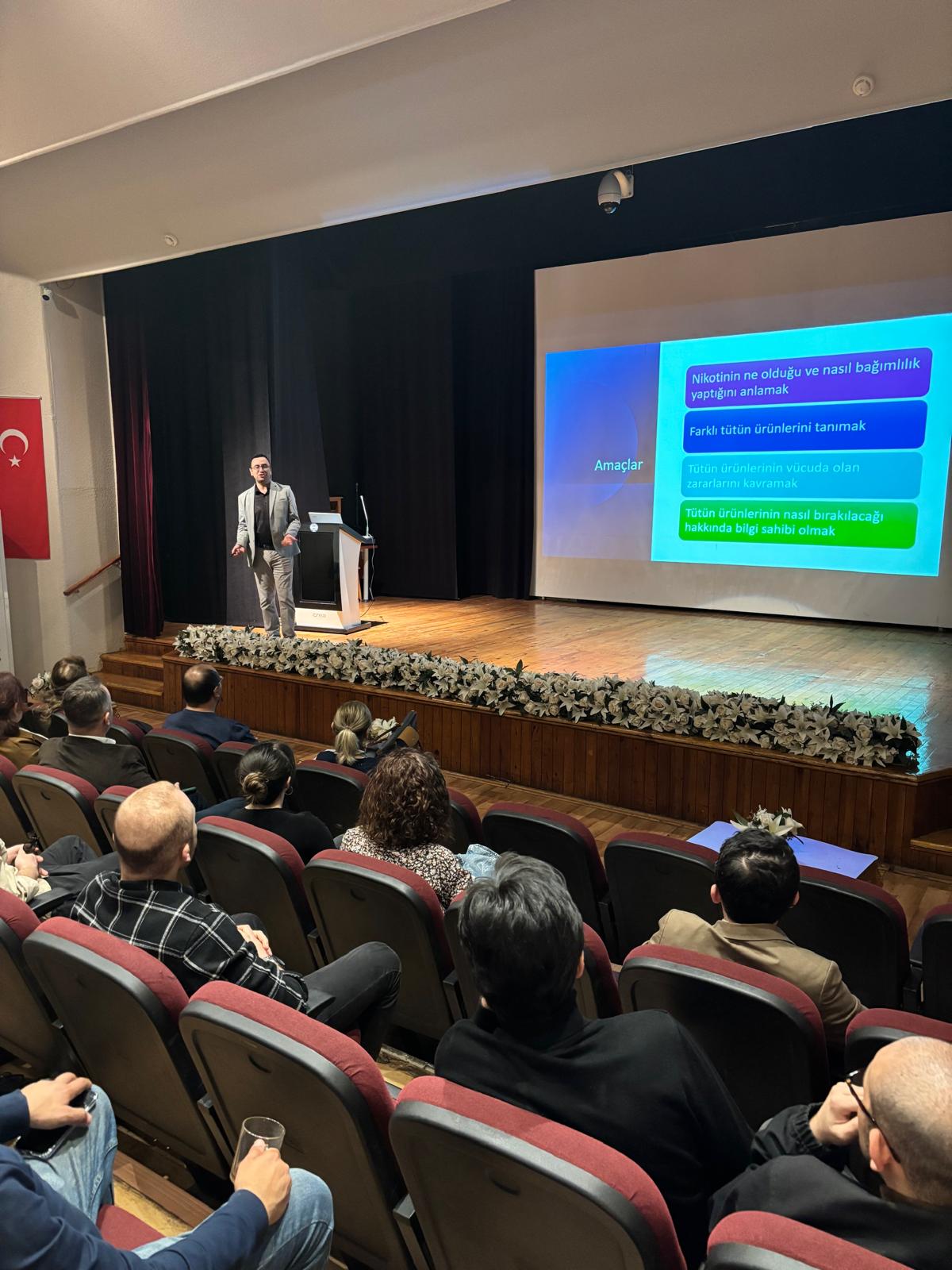 fotoğraflar tütün ürünleri semineri.jpg (201 KB)